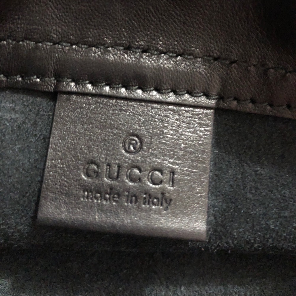 Authentic Gucci Logo Leather Drawstring Backpack - Picture 3 of 4